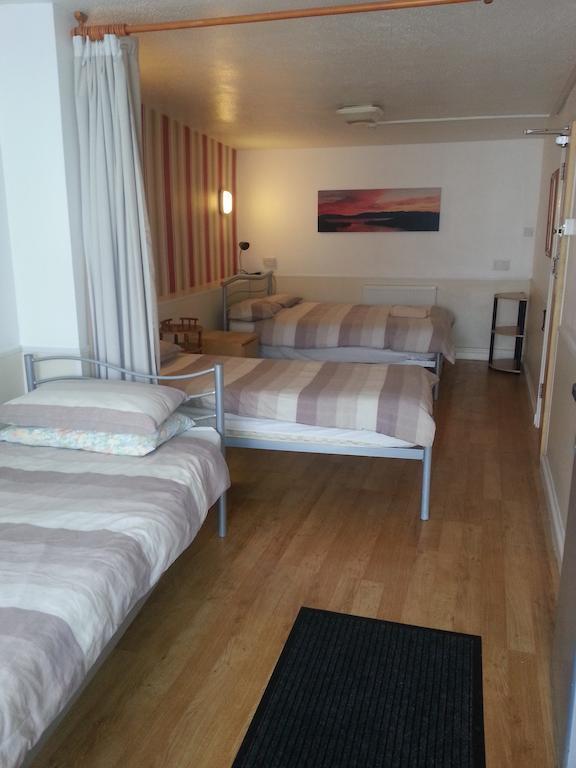 Llanion Lodge Saint Florence Cameră foto